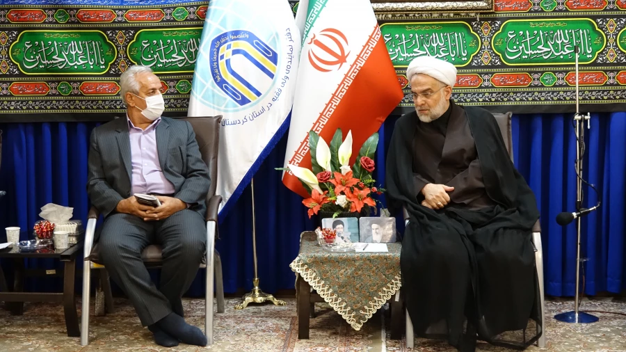 دیدار دکتر یحیی معروفی و مسئولین دانشگاه فرهنگیان استان کردستان با نماینده ولی فقیه در کردستان 4